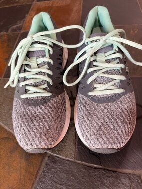 ASICS Women’s Lightweight Gray and Mint Athletic Sneakers